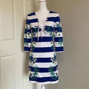 ⭐️3 for $10⭐️ Juicy Couture Hibiscus Seaside Striped Dress